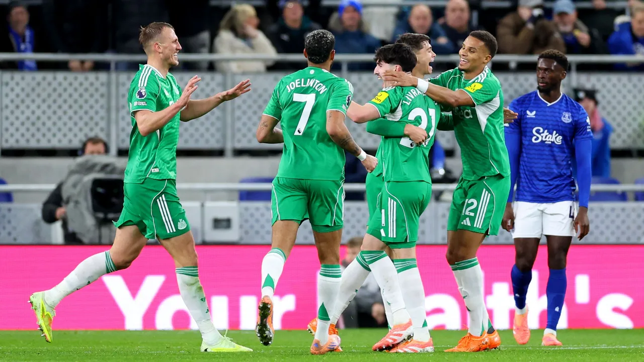 اهتمام متزايد.. آرسنال يستهدف نجم نيوكاسل في انتقالات 2025